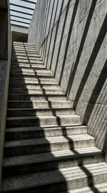 Architectural Concrete Stairs with High-Contrast Light and Shadow - Free 4K & 8K mobile Wallpaper