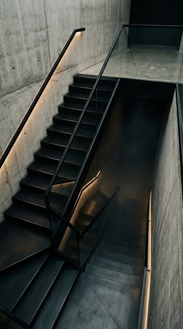Minimalist Concrete Gallery Staircase Architecture Wallpaper - Free 4K & 8K mobile Wallpaper